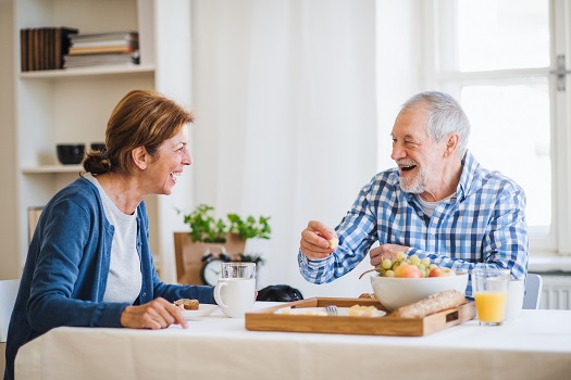 How to Help Seniors Overcome Roadblocks to Eating Well